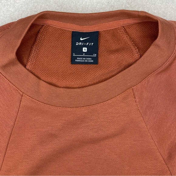 Cropped Nike crewneck sweatshirt - Picture 6 of 7